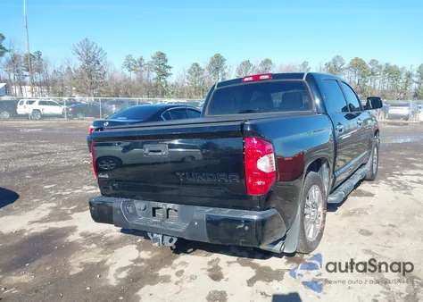 2017 Toyota Tundra Platinum 5.7L V8 z USA, uszkodzony, nr VIN 5TFAY5F18HX644519